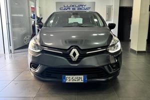 Renault Clio TCe 12V 75 CV 5 porte Moschino Intens