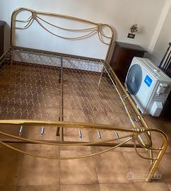 Letto  matrimoniale in ottone