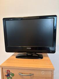 Tv Philips 22 pollici funzionante LCD