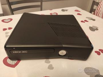 Xbox 360 250 gb (con Kinect) + giochi