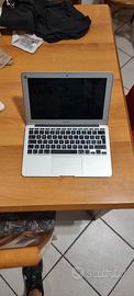 MacBook Air 11 pollici