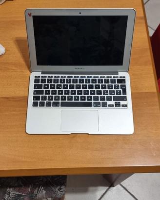 MacBook Air 11 pollici