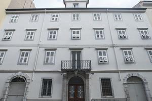 Posto moto in Via Valdirivo 14