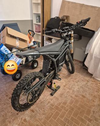 TALARIA KOMODO 469KM VARI ACESSORI