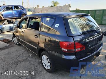 Toyota avensis verso m2 2.0 d 116cv -ricambi