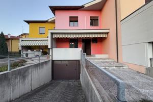 Casa Indipendente Noventa Vicentina