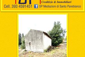 Pianeggiante con Rudere