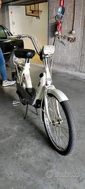 Collezione auto e scooter storici