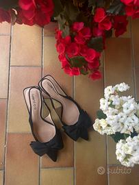 Tacchi in raso con fiocco