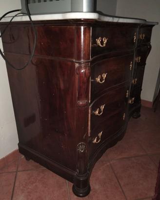 Cassettone Cappuccino dell'800