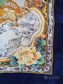Foulard Valentino