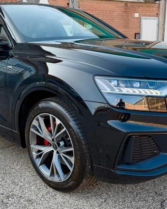 Audi Q8 50 TDI 286 CV quattro tiptronic Sport S-LI