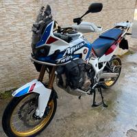 CRF Africa Twin Adventure sports ( manuale )