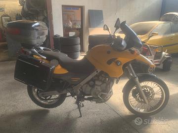 MOTO BMW  650 GS