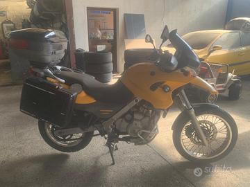 MOTO BMW  650 GS