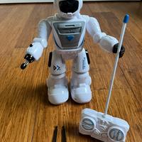 Robot telecomandato