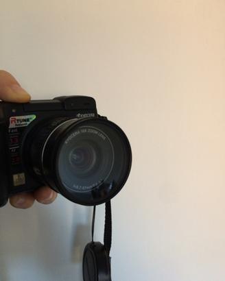 Kyocera Finecam M410R con filtri e borsa