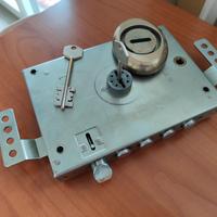 Serratura doppia mappa + 3 chiavi + defender