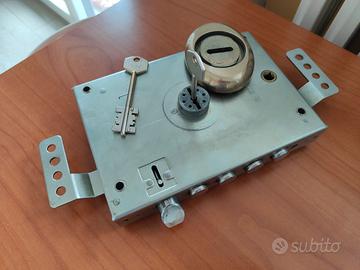 Serratura doppia mappa + 3 chiavi + defender