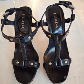 sandali Prada