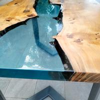 ✨ Tavolo in legno e resina ✨