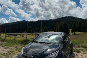 GR YARIS