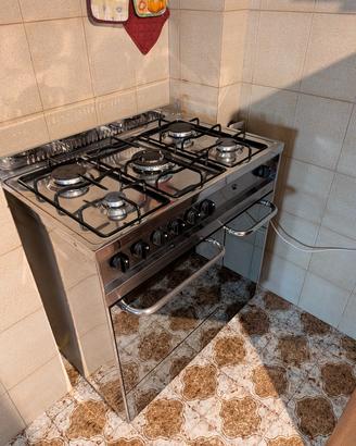 Cucina a gas LOFRA 5 fuochi con forno inox