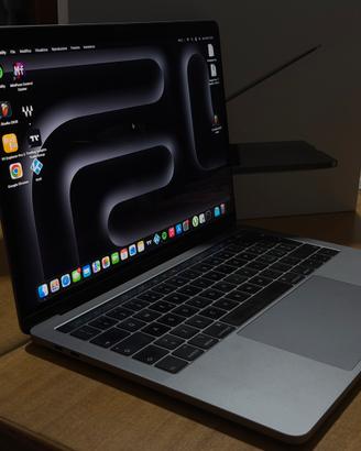 Macbook Pro 13 Touchbar (2019)
