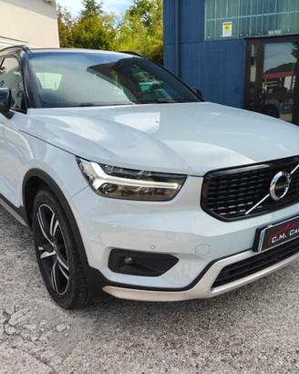 Volvo XC40 T5 Recharge Plug-in Hybrid automatico P