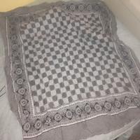 Foulard quadri grigio 80x80cm