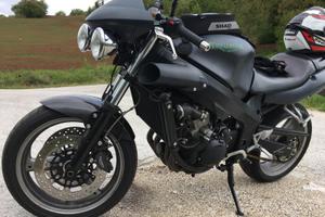 Triumph TT 600 allestimento Speed Four