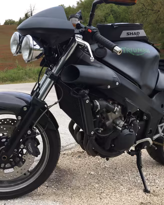 Triumph TT 600 allestimento Speed Four