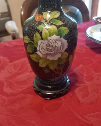 Vasetto Cloisonné fondo nero e fiori chiari