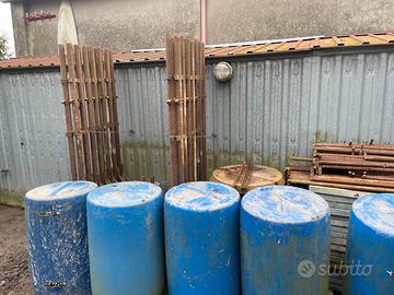 Strutture mobili dí piccole dimensioni.