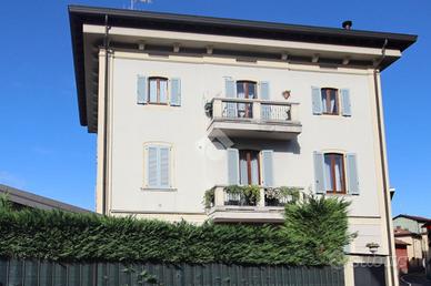 2 LOCALI A BARZANÒ