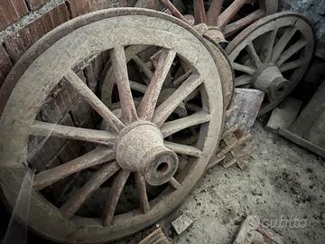 Ruote vintage per arredamento