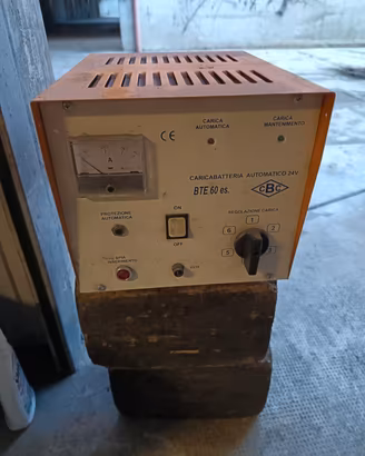 caricabatterie automatico CBC modello BTE 60 