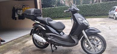 Piaggio Beverly 250