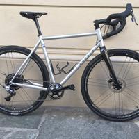 Gravel taglia 54 Telaio Columbus al cromo