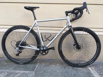 Gravel taglia 54 Telaio Columbus al cromo