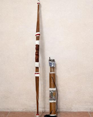 Set decorativo etnico artigianale in legno