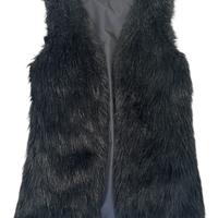 Cruelty-free fur vest- smanicato in ecopelliccia
