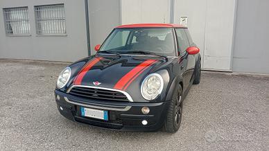 Mini Cooper 1.4 d
