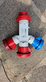 Adattatore / Presa multipla industriale Gewiss