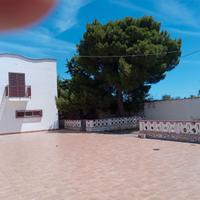 Villa indipendente su tre superfici