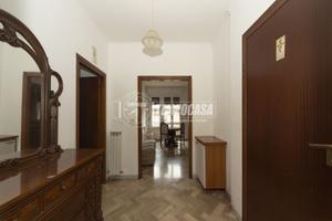 LUMINOSO TRILOCALE ZONA STAZIONE