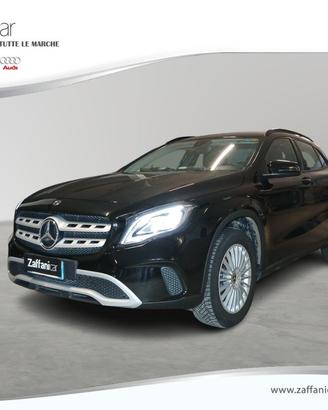 MERCEDES-BENZ GLA (X156) - GLA 200 d Auto