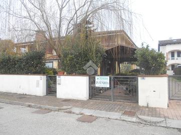 PORZIONE DI QUADRIFAMILIARE A COMACCHIO