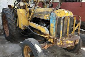 Fordson Major CV 35 - 4 cilindri con caricatore