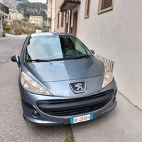 Peugeot 207 1.4  diesel anno 2008